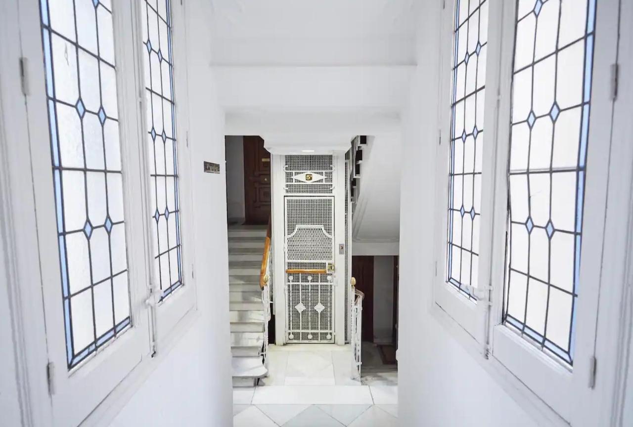 Apartamento Con Vistas Al Parque Del Retiro Madrid Exterior photo