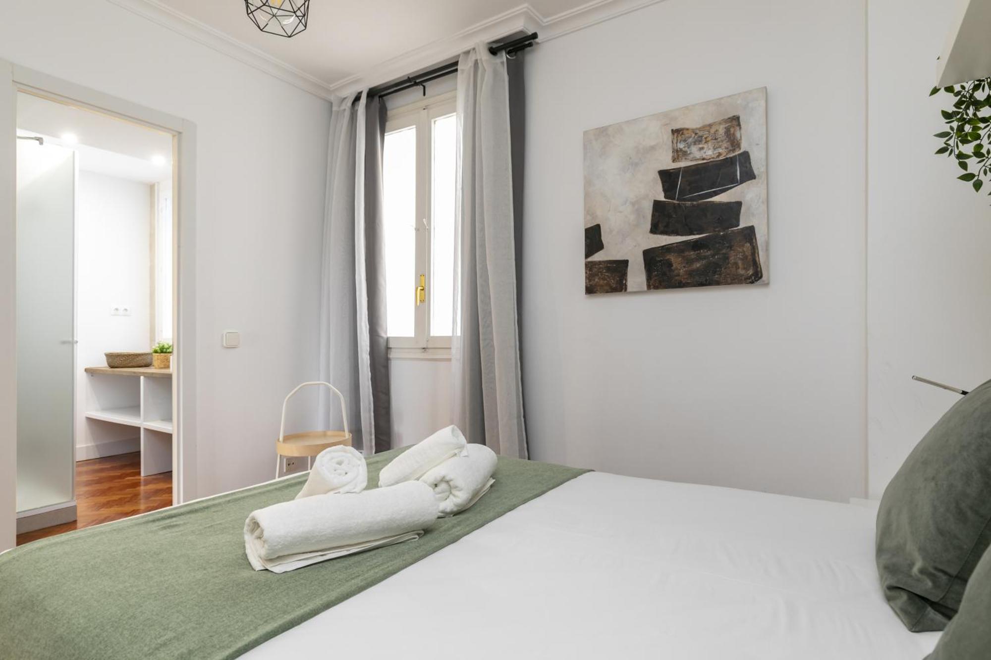 Apartamento Con Vistas Al Parque Del Retiro Madrid Exterior photo